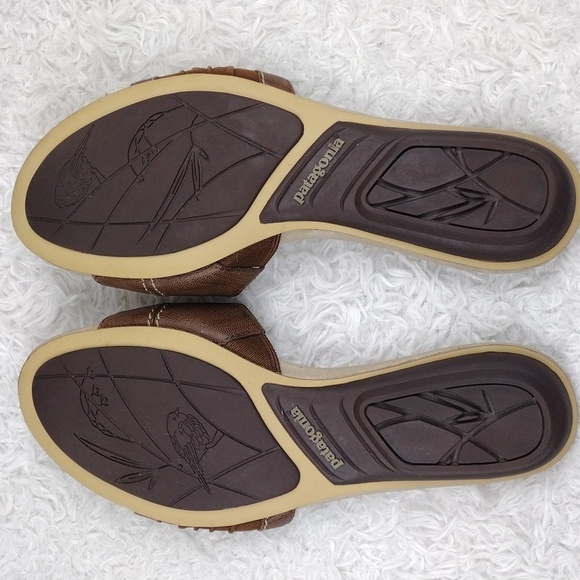 Patagonia Brown Leather Suede Ruching Upper Round Open Toe Slide Flat Sandal - Picture 7 of 16